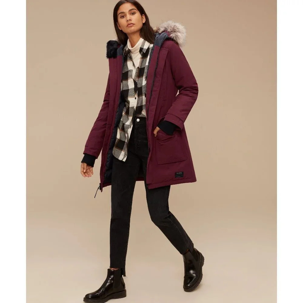 Aritzia Tna Mid Length Bancroft Goose Down Parka In Red